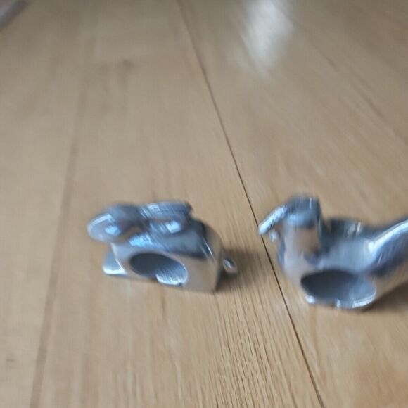 Vintage Pewter Napkin Rings Farmhouse Animal Set Of 2- Rabbit & Chicken - Picture 1 of 15